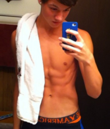 Skinny Fit Twink Taylor Caniff Pics 5c85a275b6533.png