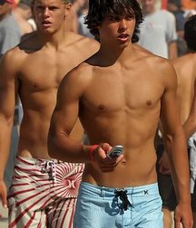 Russian boys 5a7e1193a20c8.jpg