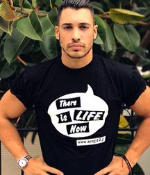 quelque amis  5a82feda8926e.jpg
