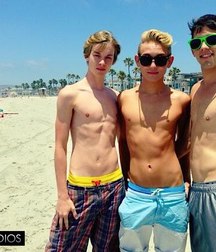 happy teens 5a9d9c2d8edb0.jpg