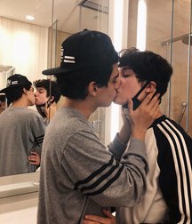 love 5ad2044346f39.jpg