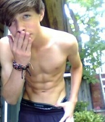 Shirtless Wonders 5a82a7f402b69.jpg