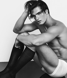 More boys... 5ac3a36f80be1.jpg