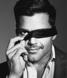 Ricky Martin 5b05228f501aa.jpg