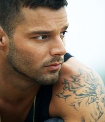Ricky Martin 5b0522935d97f.jpg