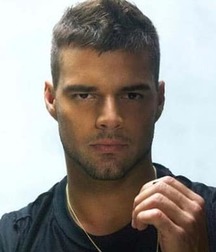 Ricky Martin 5b05229f2a33f.jpg