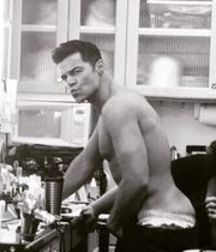 Ricky Martin 5b0522a88f8dd.jpg