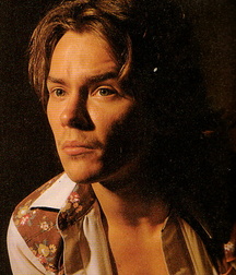 River Jude Phoenix 5b1b7eef34f5c.jpg