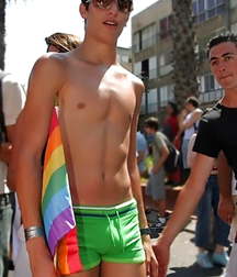Young boys are always horny... 5ab17d2424454.jpg