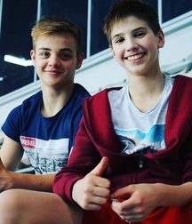 Boys around us 5bc2828656c2e.jpg