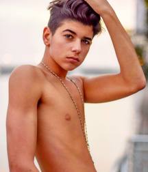 Cute twinks  5be4cfb467df3.jpg