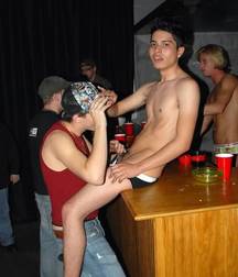 Cute twinks  5be4cffc0b503.jpg