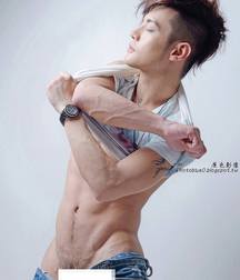 Asian boy 5a96ab7008379.jpg