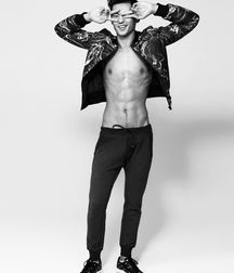 Asian boy 5a96bb29bef0c.jpg