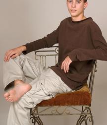 Tasty boy feet 5aa9ed0a37a23.jpg