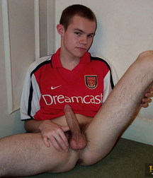 cheeky 5ab537e5686f9.jpg