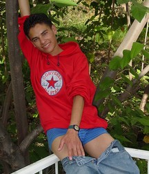 Nicolas 5a99cbda30543.jpg
