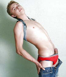 Nice Boys 02 5aa960fc83c56.jpg