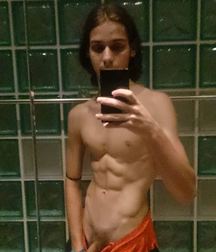 Alex - Best Boy 5c9158fddf1ba.jpg
