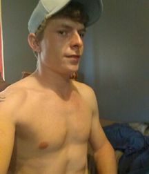 Me naked  5a94c1ee01249.jpg