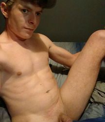 Me naked  5a94c1f3eefe5.jpg