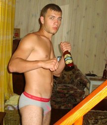 Guys in shorts and swimming trunks 5da458068e21f.png