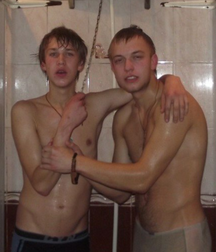 Guys in shorts and swimming trunks 5da458195ef9e.png