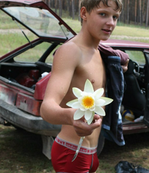 Guys in shorts and swimming trunks 5da458720577b.png