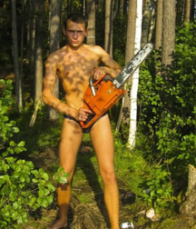 Guys in shorts and swimming trunks 5da45893651ab.png