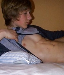 TBsF69024Cp 5ad64fe74cd41.jpg