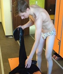 TBsF69024Cp 5ad65106e0456.jpg