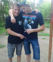 Beautiful boys 5b6d7637365bb.jpg