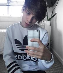 Beautiful boys 5b6d765c78197.jpg