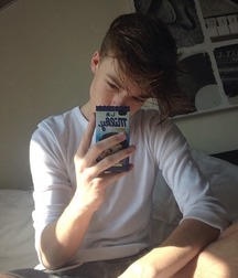 Beautiful boys 5b6d76759d0c2.jpg