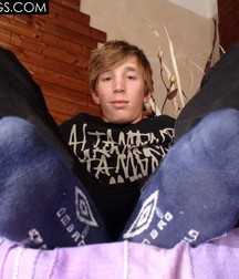 Jakub Boy Feet Teen 5a9a457038877.jpg