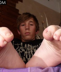 Jakub Boy Feet Teen 5a9a4598c7ffe.jpg