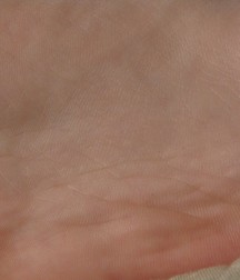 Red Converse Boy Feet 5a9a468349048.jpg