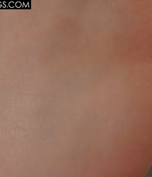 Red Converse Boy Feet 5a9a46a3690bc.jpg