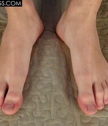 Red Converse Boy Feet 5a9a46b1787b3.jpg