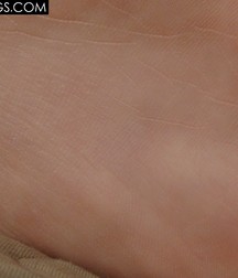 Red Converse Boy Feet 5a9a46d17529e.jpg