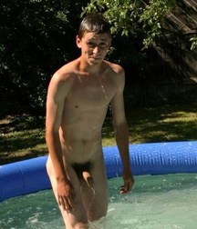 boys 5aca4862ad52b.jpg