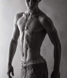 Youthful Physique 5adfe57335612.jpg