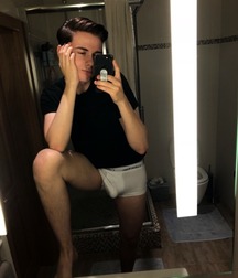 Youth Selfies 5bb017ef9709c.jpg