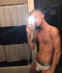 Youth Selfies 5bb017f7608c0.jpg
