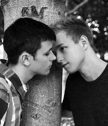 OMG hot. 5de3dca764b82.jpg