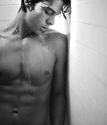 OMG hot. 5de3dcab7eccc.jpg