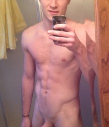 Selfie Heaven 5e9fa0806bd55.jpg