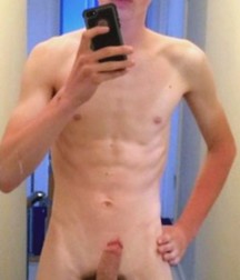 Selfie Heaven 5e9fa081cb1b6.jpg