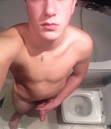 Selfie Heaven 5e9fa09775ce0.jpg