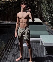 The New Batch Super Cute Twink Tube 625624be338f7.jpg